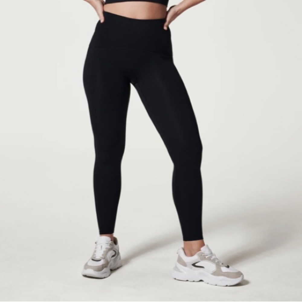 SPANX Sz XL Booty Boost  Smooth Comfort Waist Ankle Length Leggings